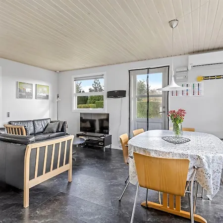 Holiday home Eugenia - 300m From The Sea By Interhome Haderslev