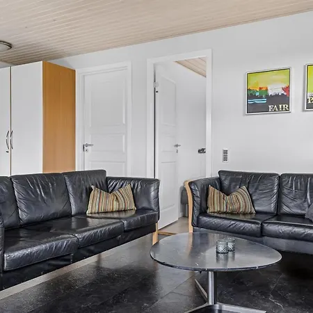Eugenia - 300m From The Sea By Interhome Semesterbostad *