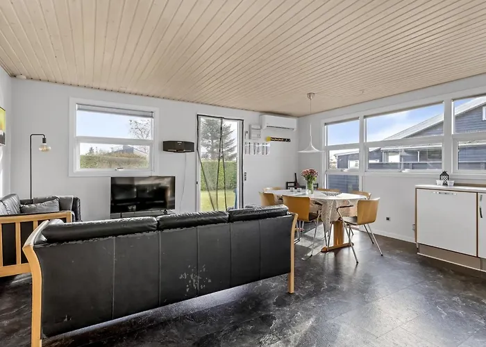 Feriehus Eugenia - 300m From The Sea By Interhome